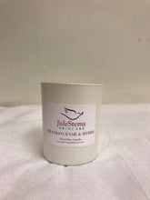 Load image into Gallery viewer, Gold Noir Frankincense & Myrrh Wax Room Candle 30cl